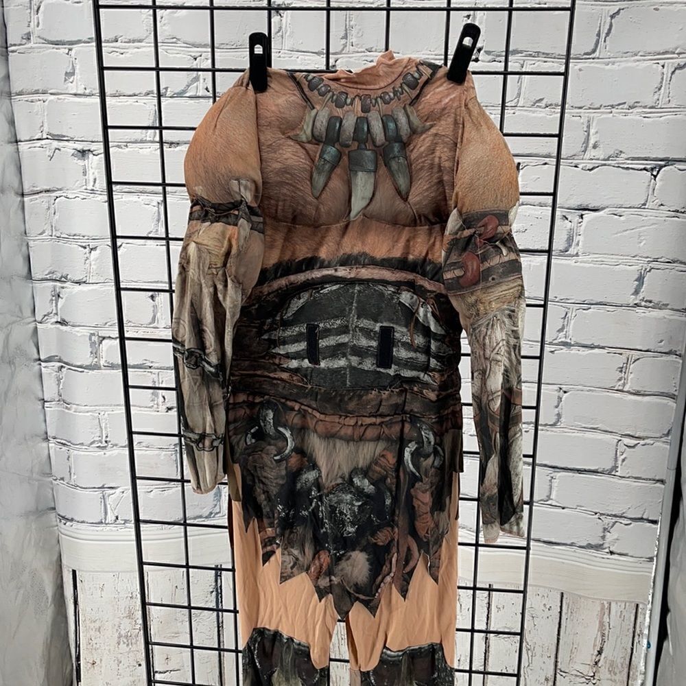 Gently used Warcraft suit for kids